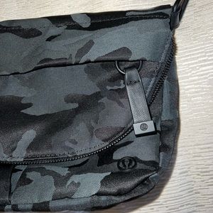 Lululemon Women’s All Night Festive Bag 5L